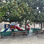 The First Molo Acquario, Porto Antico, Porto, Centro Storico アパート ジェノヴァ
