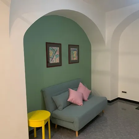 The First Molo Acquario, Porto Antico, Porto, Centro Storico Apartment *