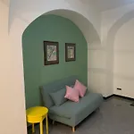 The First Molo Acquario, Porto Antico, Porto, Centro Storico Daire *